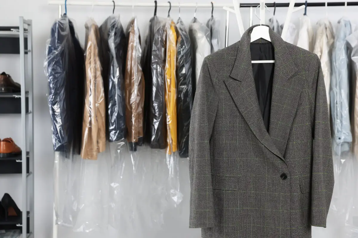 Dry Cleaning / Wet Cleaning Services